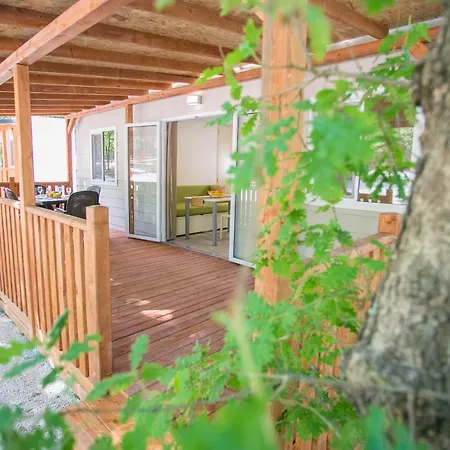 Сasa de vacaciones Mobile Homes Premium Magnolia Bijela Uvala